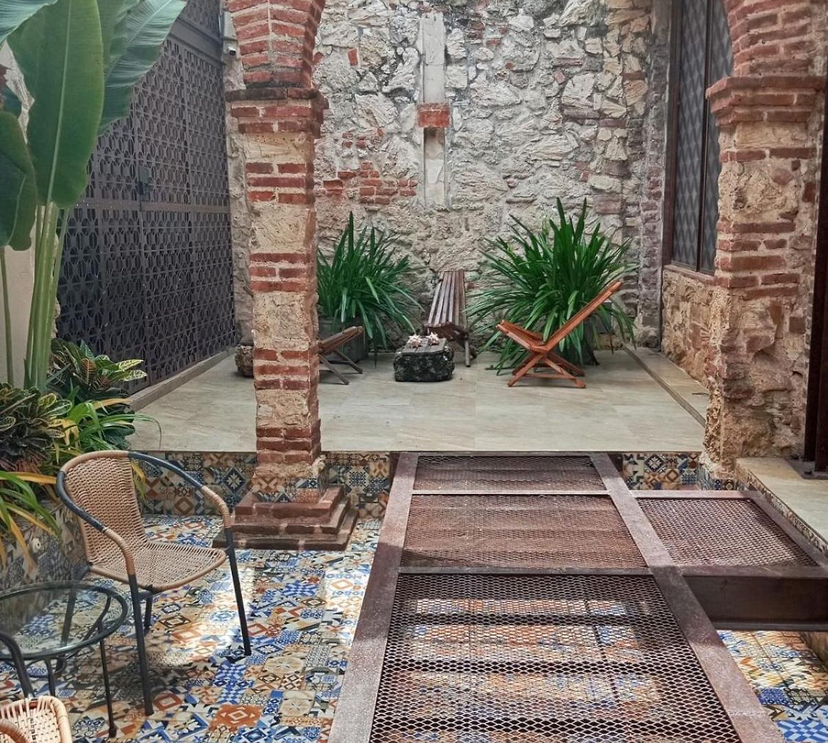 Duplex 5 Min Walk To Spots In Historic Center *