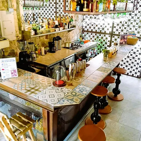 Duplex 5 Min Walk To Spots In Historic Center *